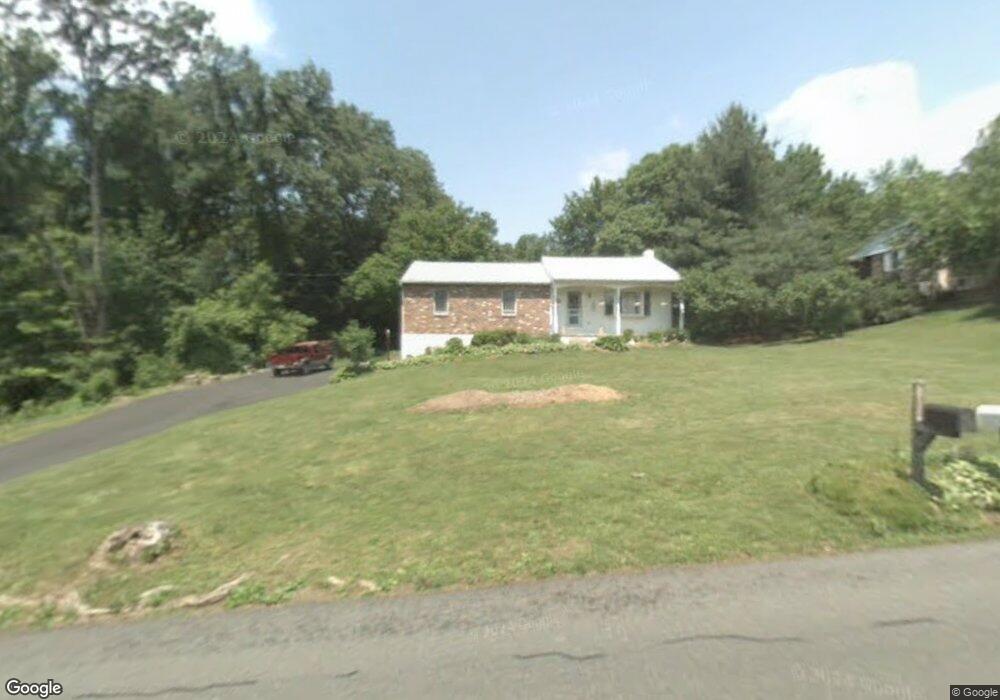 904 Englesville Hill Rd, Boyertown, PA 19512 - photo 1