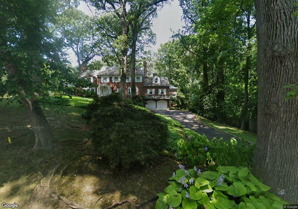 3 Barkers Point Rd, Port Washington, NY 11050 - photo 1