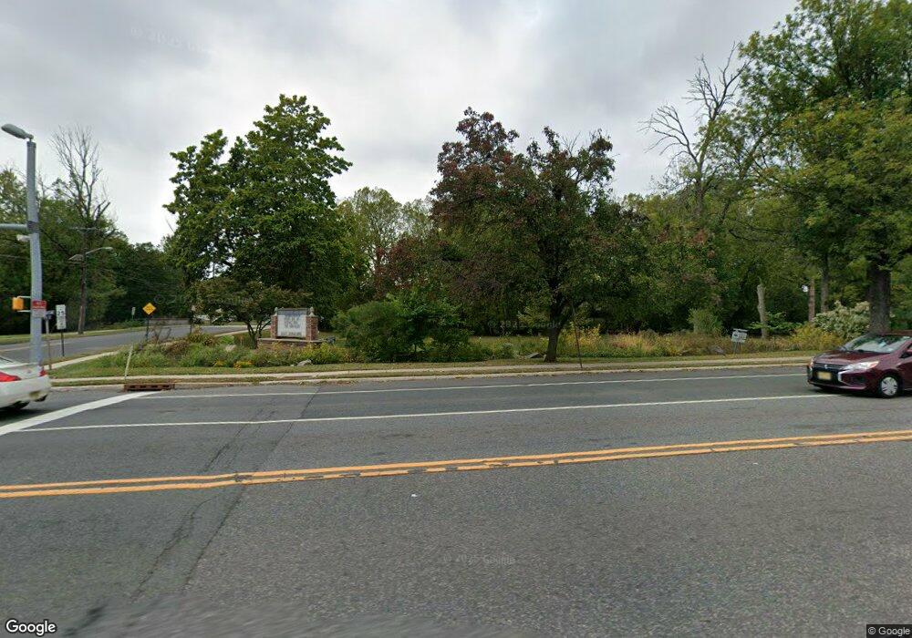 1204 Saint Georges Ave unit 2, Rahway, NJ 07065 - photo 1