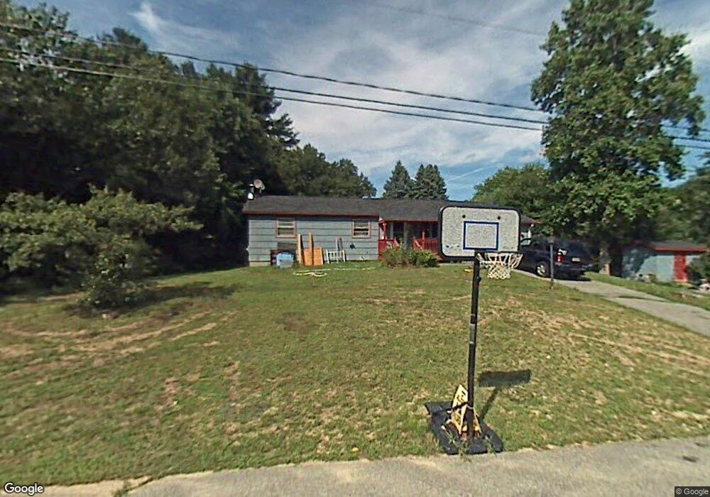 27 Leonard Dr, Pelham, NH 03076 - photo 1