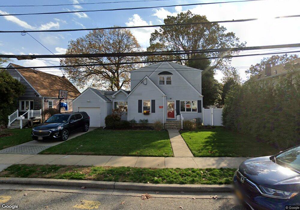 136 Fairview Ave, Oceanside, NY 11572 - photo 1