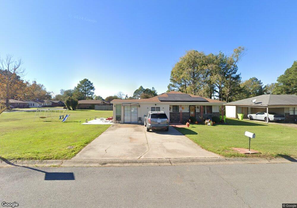 1603 N Maple St, Stuttgart, AR 72160 - photo 1
