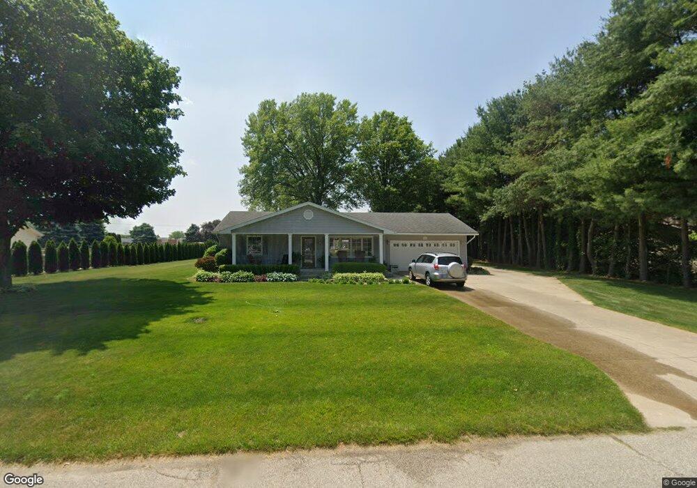 7106 E Grace Ave, New Carlisle, IN 46552 - photo 1