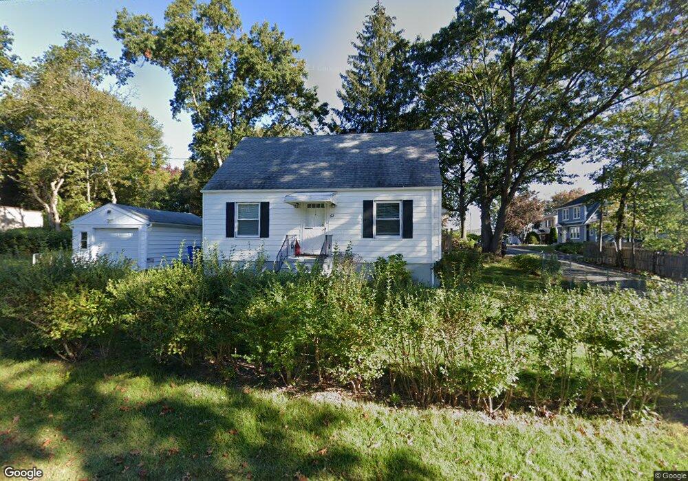 62 Suffolk St, Waterbury, CT 06704 - photo 1