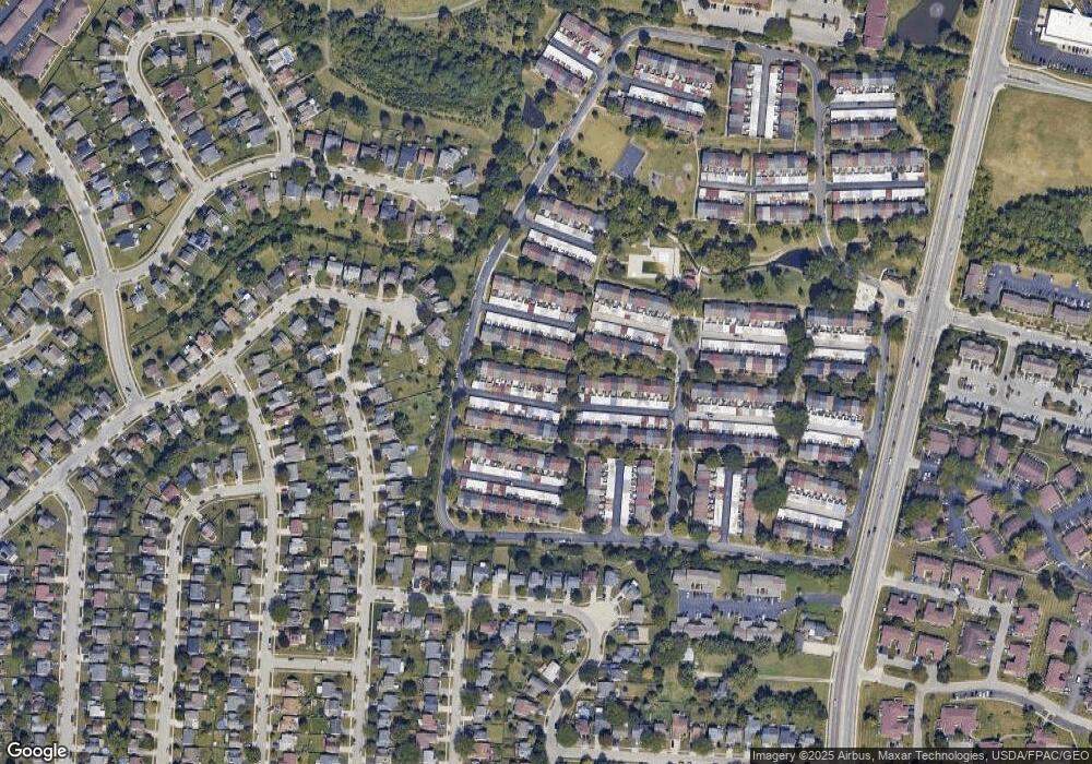 584 Pamlico St, Columbus, OH 43228 - photo 1