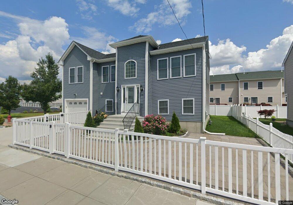 84 Stevens St, Fall River, MA 02721 - photo 1