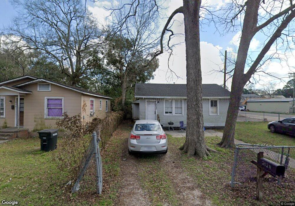 202 Hortense St, New Iberia, LA 70563 - photo 1