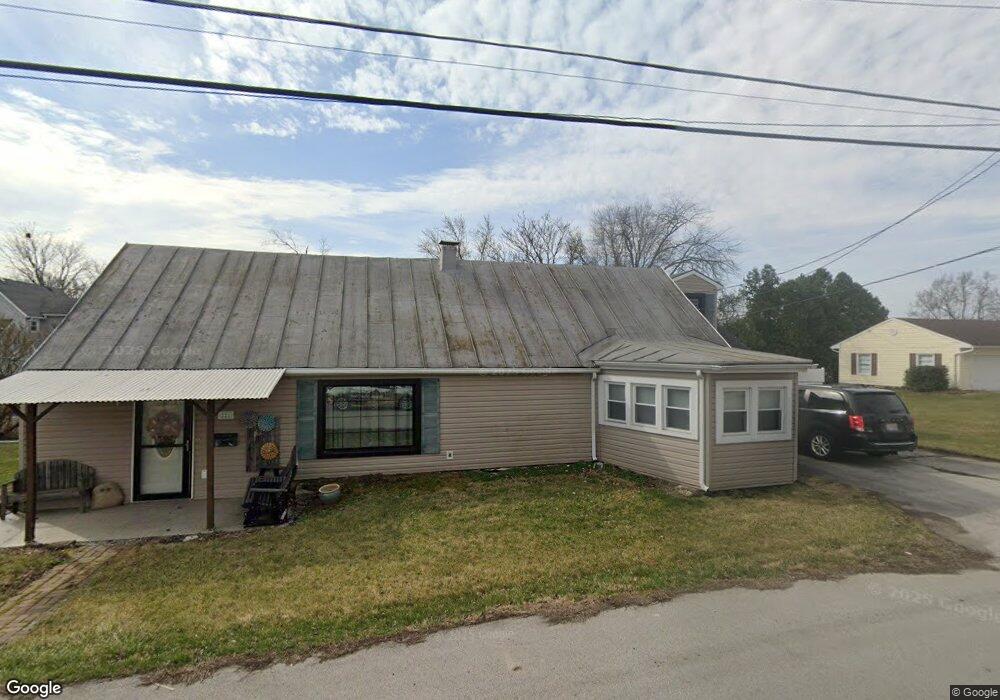 221 Ellis Ave, Findlay, OH 45840 - photo 1