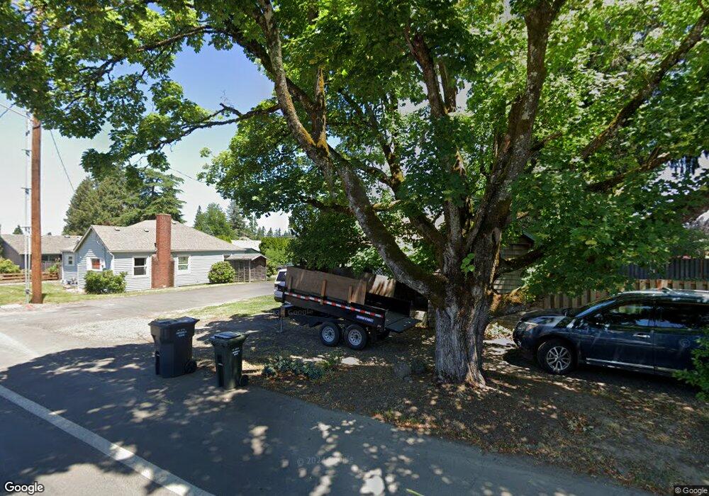 684 S Ivy St, Canby, OR 97013 - photo 1