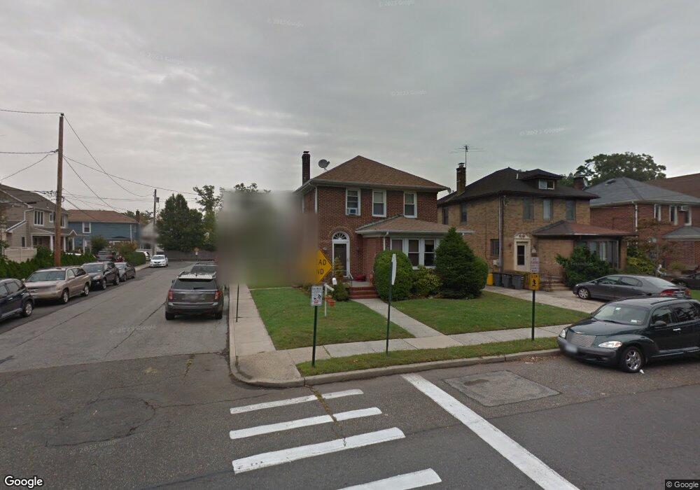 320 Cedarhurst Ave, Cedarhurst, NY 11516 - photo 1