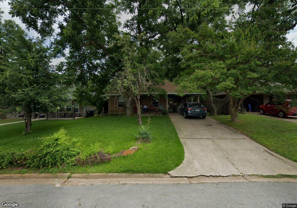 918 W Murray St, Denison, TX 75020 - photo 1