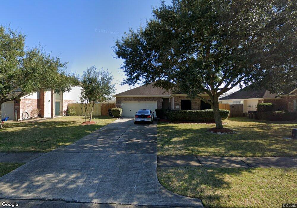 1424 Barras St, Alvin, TX 77511 - photo 1