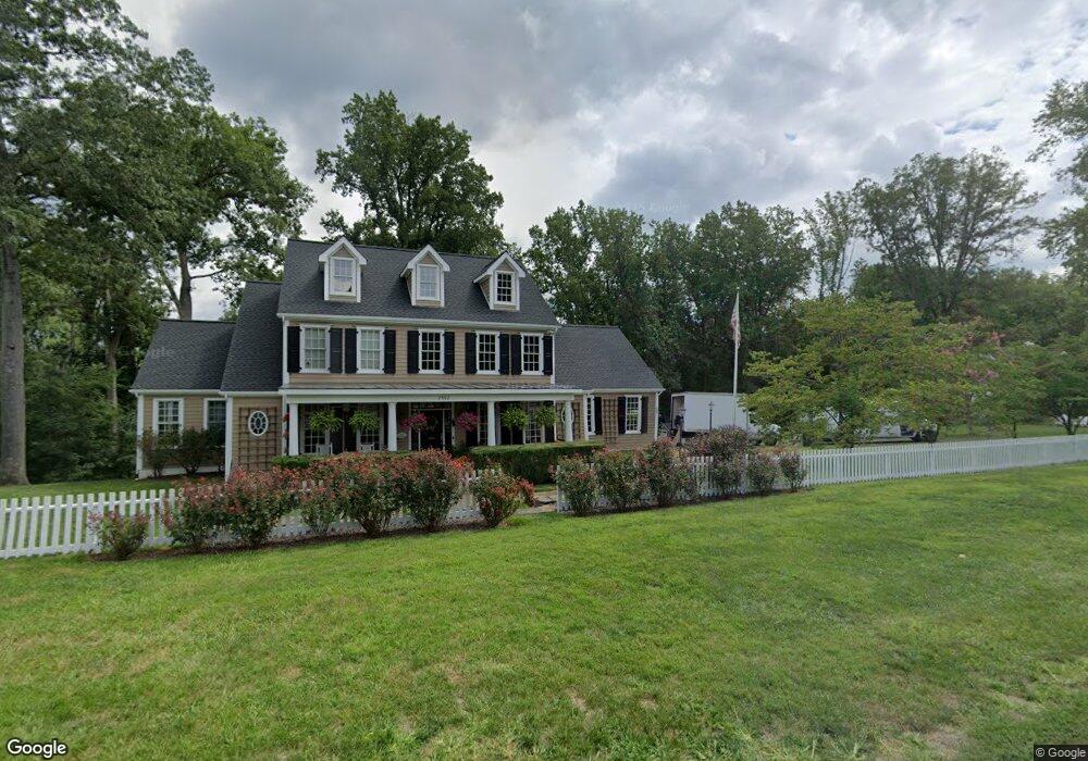 8592 Springs Dr, Warrenton, VA 20186 - photo 1