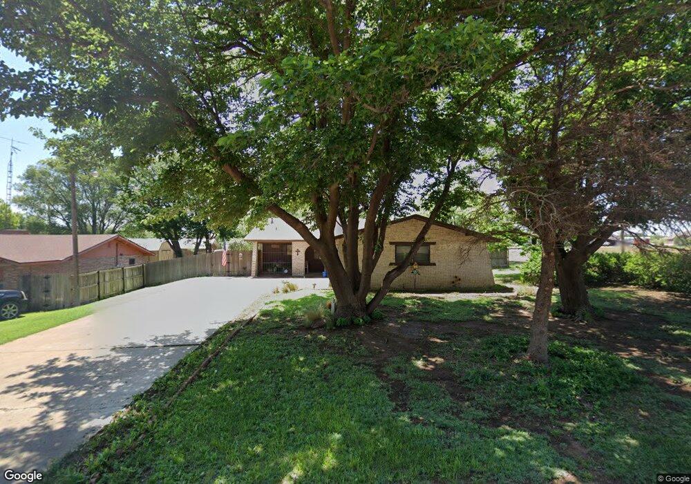 7005 W 13th St, Plainview, TX 79072 - photo 1