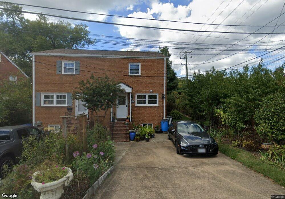 6901 Little Falls Rd, Arlington, VA 22213 - photo 1