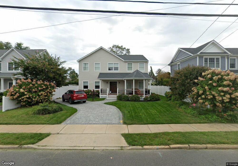 611 Ocean Rd, Spring Lake, NJ 07762 - photo 1