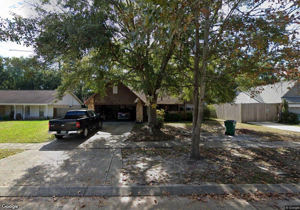 435 Pine Cone Ln, Slidell, LA 70458 - photo 1