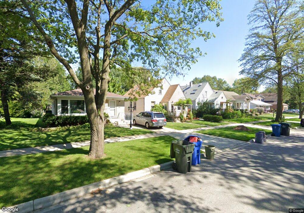 1658 Whitcomb Ave, Des Plaines, IL 60018 - photo 1