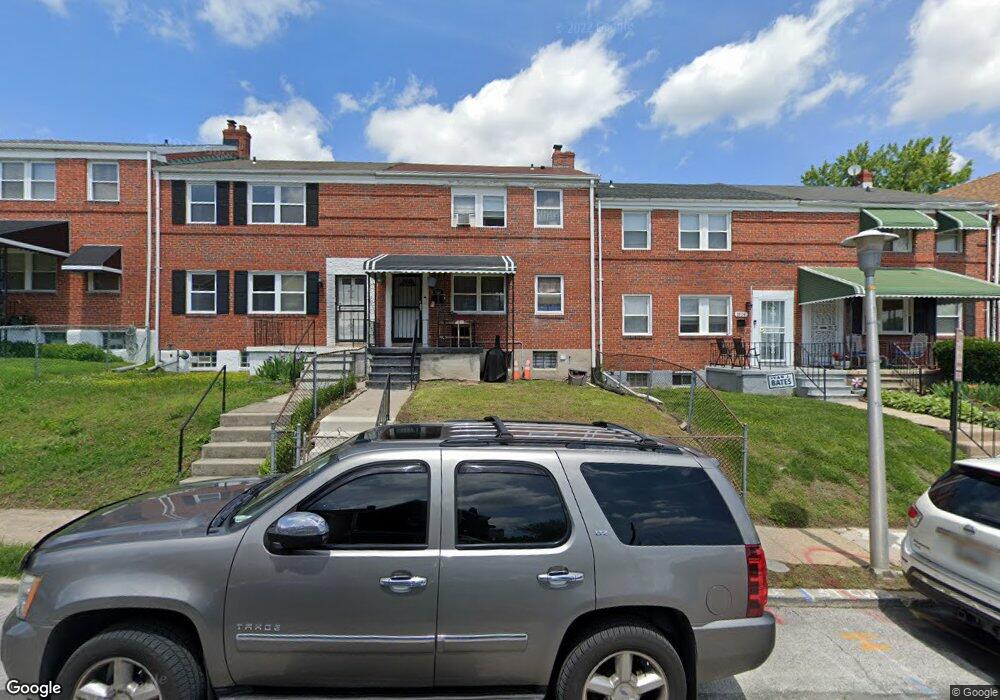 3906 Glenhunt Rd, Baltimore, MD 21229 - photo 1