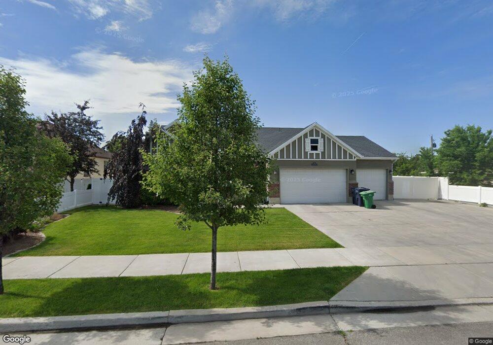 784 E Raintree Ave, Sandy, UT 84094 - photo 1