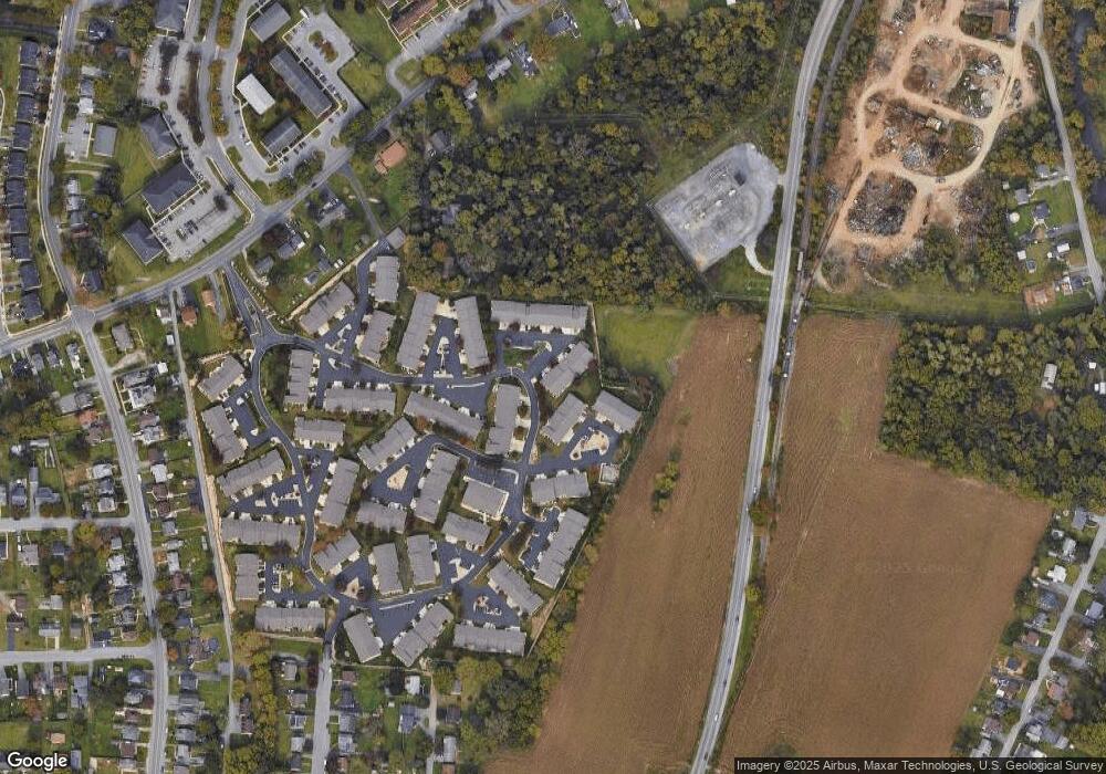 251 Sunbrook Ln, Hagerstown, MD 21742 - photo 1