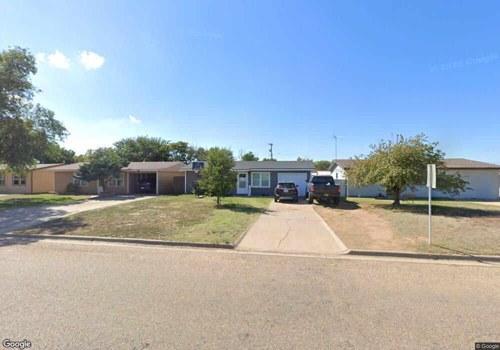 125 N Birge Ave, Dumas, TX 79029 - photo 1