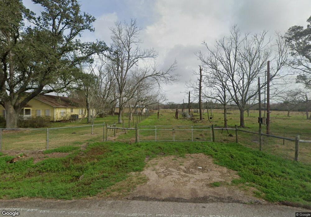 5811 County Road 164, Alvin, TX 77511 - photo 1
