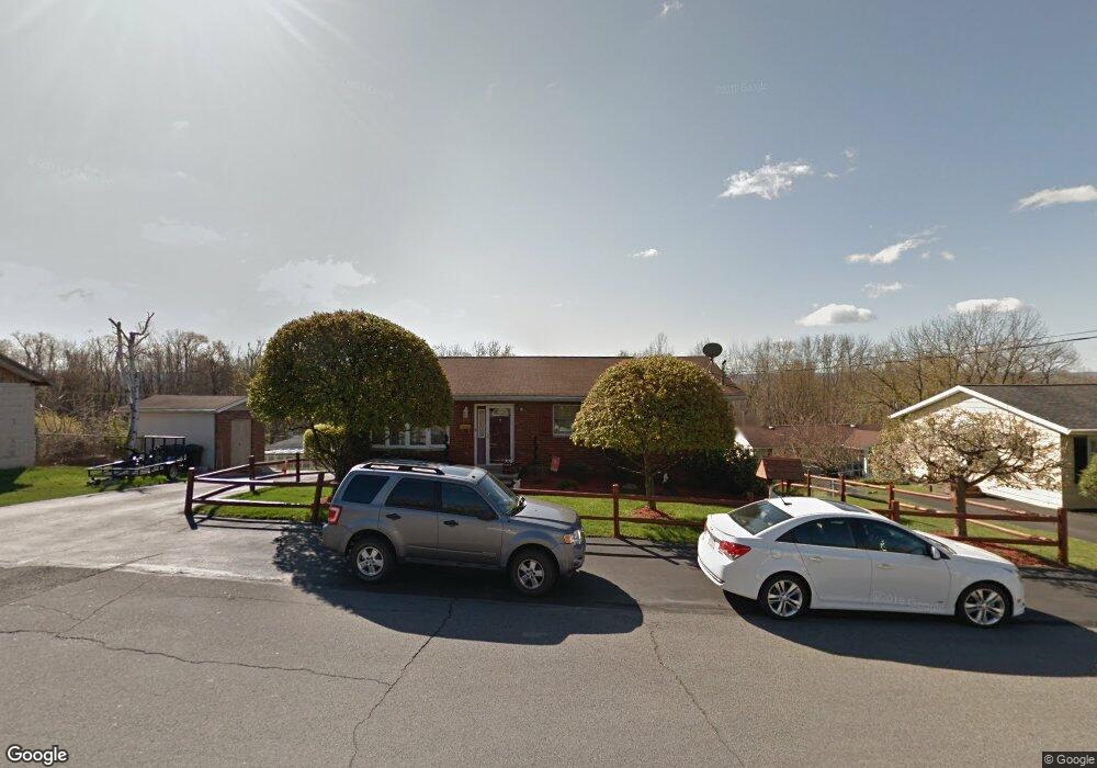 19 Kennedy Dr, Wyoming, PA 18644 - photo 1