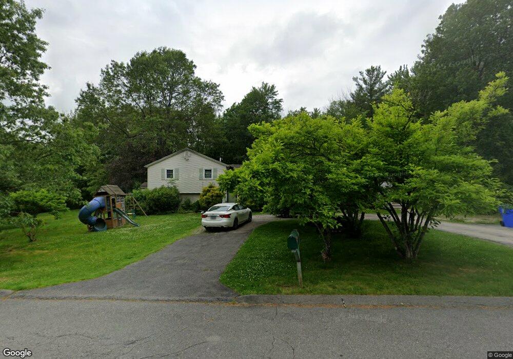 9 Severance Dr, Londonderry, NH 03053 - photo 1