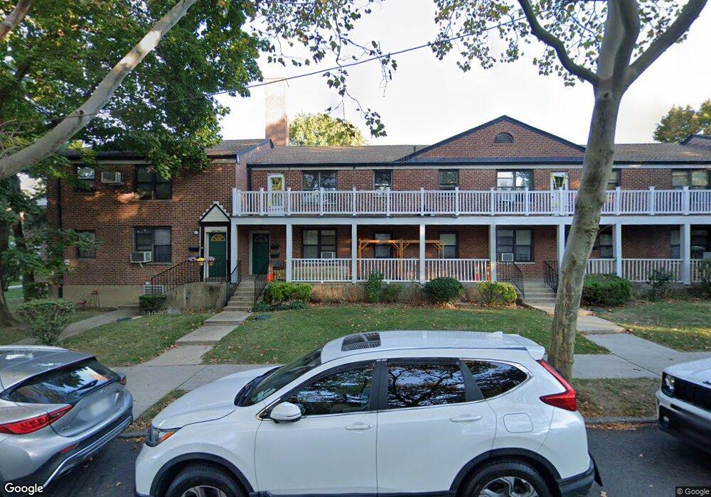 19643 73rd Ave unit 1, Fresh Meadows, NY 11366 - photo 1