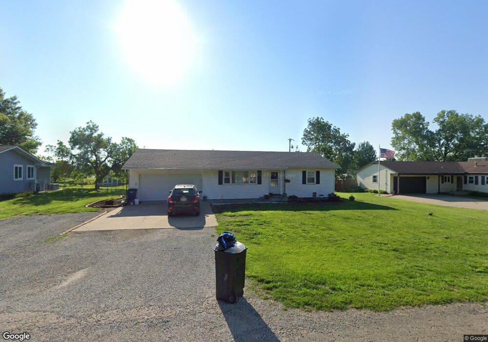 208 Ash St, Overbrook, KS 66524 - photo 1