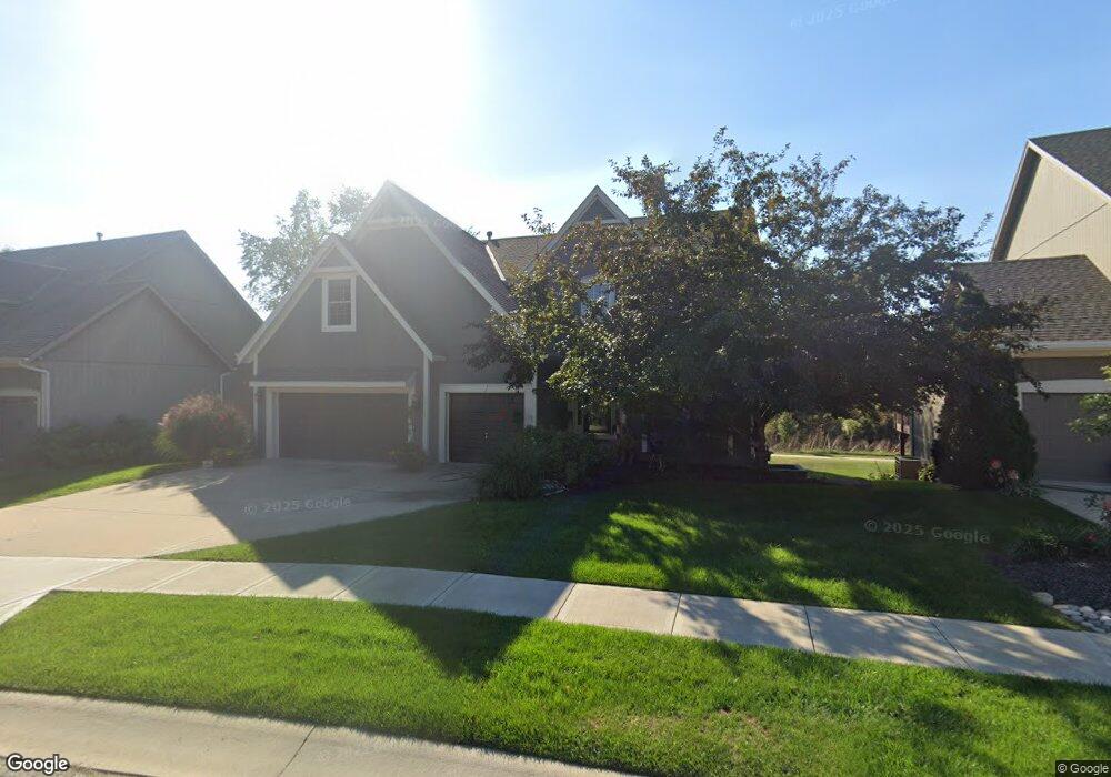 21015 W 61st St, Shawnee, KS 66218 - photo 1