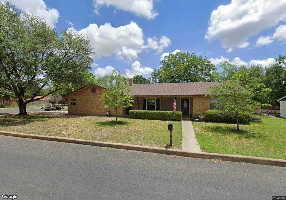 120 W Driftwood Dr, Fredericksburg, TX 78624 - photo 1