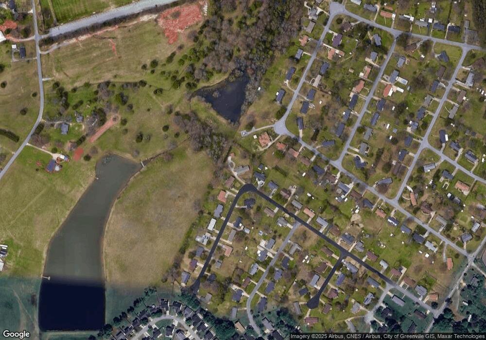 200 Whitestone Ave, Mauldin, SC 29662 - photo 1