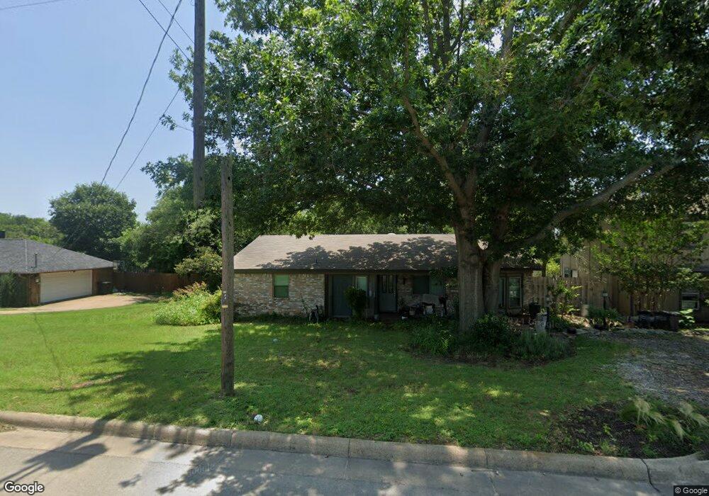 1222 E Bankhead Dr, Weatherford, TX 76086 - photo 1