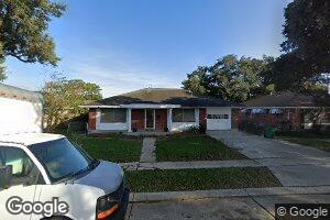 2137 Esplanade Place, Gretna, LA 70056