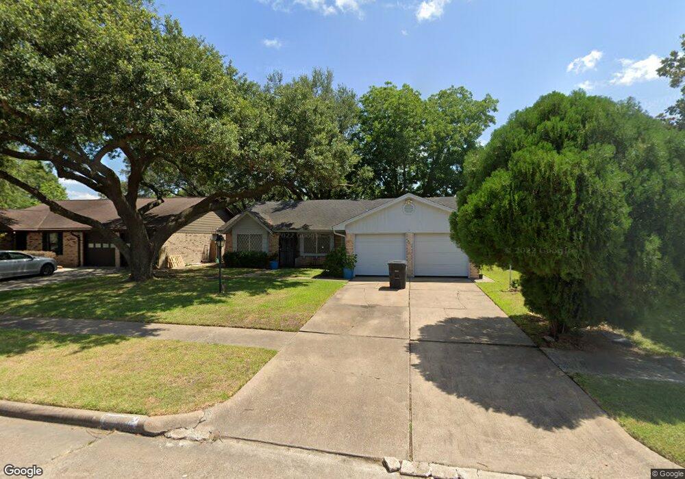 11327 Newton St, Houston, TX 77089 - photo 1