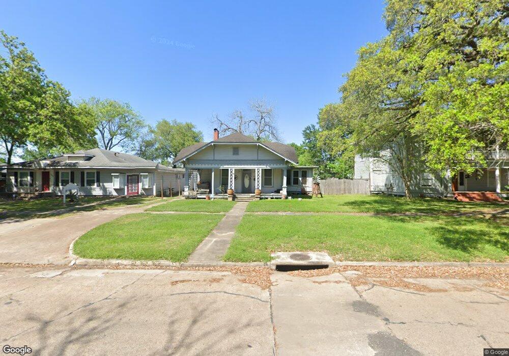 1313 6th St, Bay City, TX 77414 - photo 1