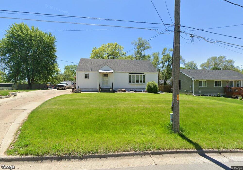 306 Broad St, Des Moines, IA 50315 - photo 1