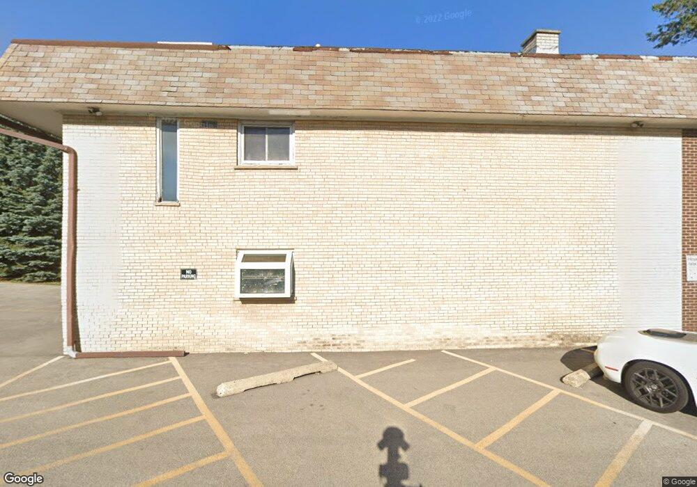 3N550 Crown Rd unit 14, Elmhurst, IL 60126 - photo 1