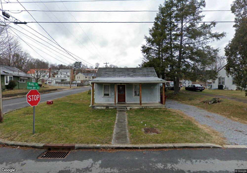 401 Grande Avenue Extension, Johnson City, TN 37601 - photo 1