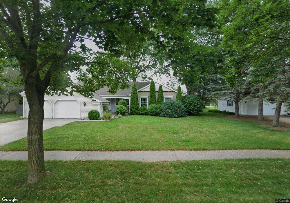 529 Zehnder Dr, Frankenmuth, MI 48734 - photo 1