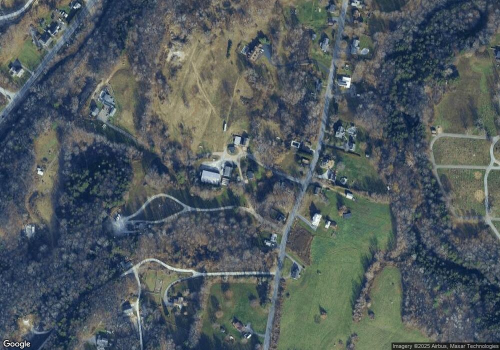 17 Wilbur Ln, Adams, MA 01220 - photo 1