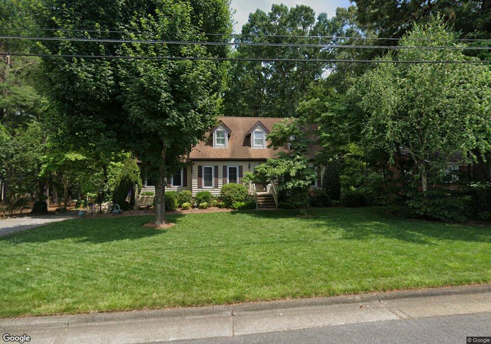 824 Woods Dr, Statesville, NC 28677 - photo 1