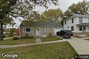 908 10th St, Corning, IA 50841