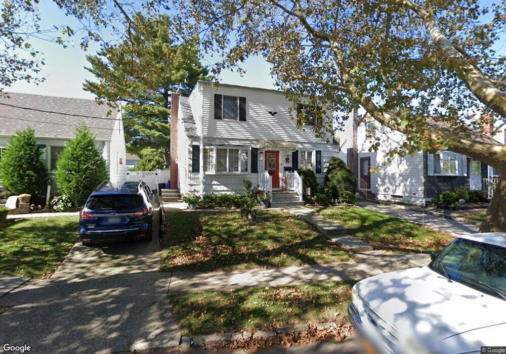 701 N Railroad Ave, Staten Island, NY 10304 - photo 1