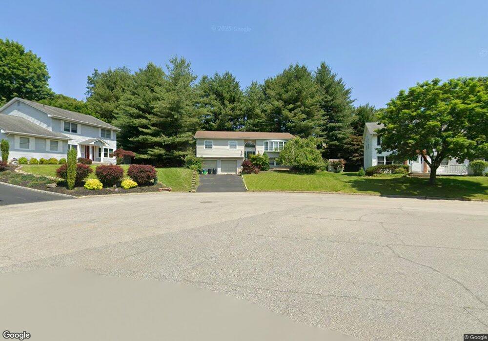 6 Harriman Ct, Garnerville, NY 10923 - photo 1