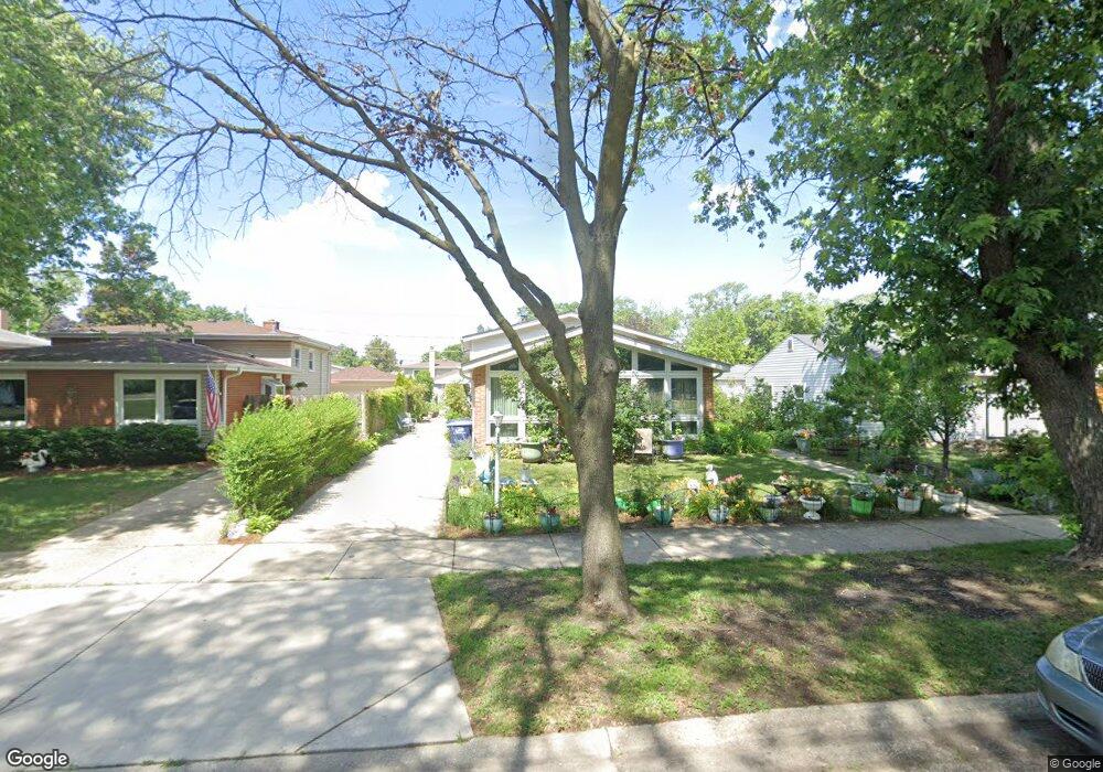 1776 Maple St, Des Plaines, IL 60018 - photo 1