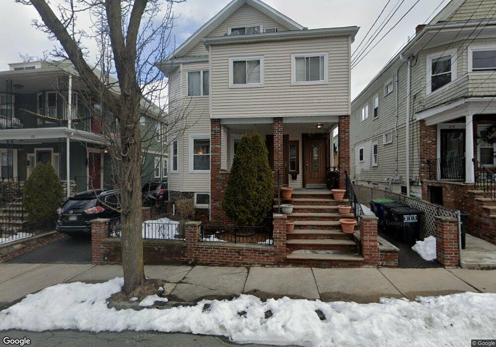51 Chetwynd Rd unit 2, Somerville, MA 02144 - photo 1