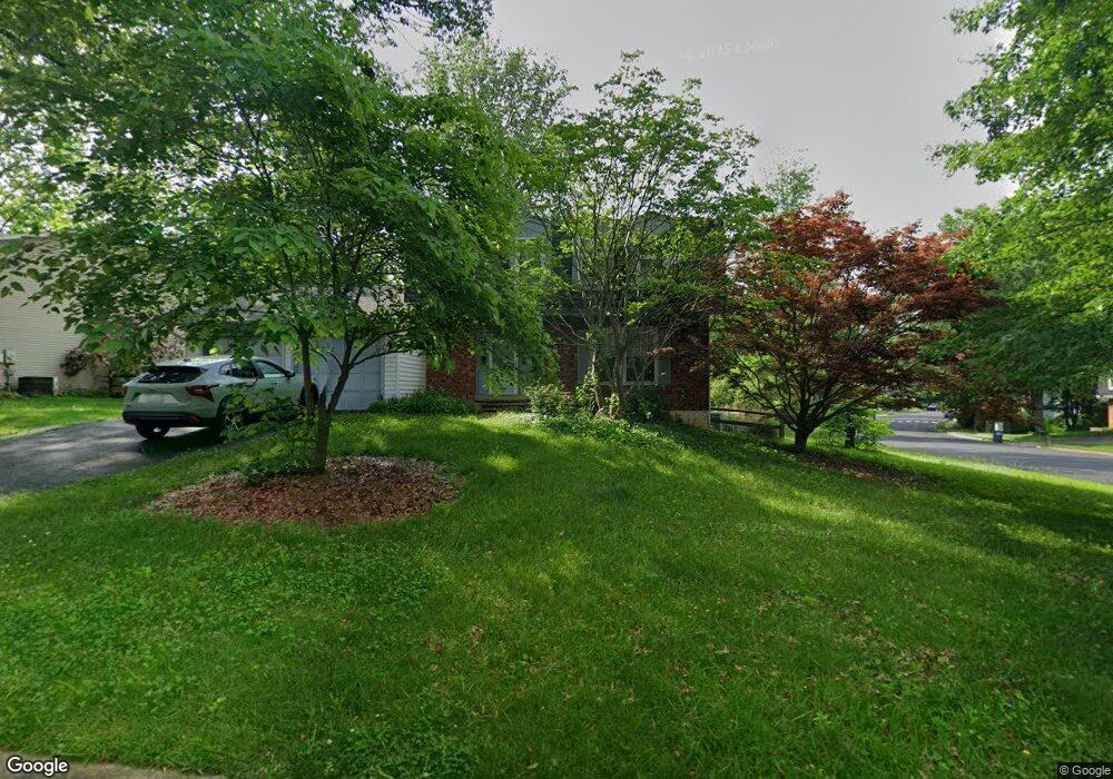 9902 Rand Dr, Burke, VA 22015 - photo 1